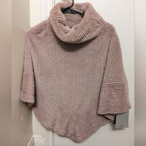 Mauve faux fur poncho shawl